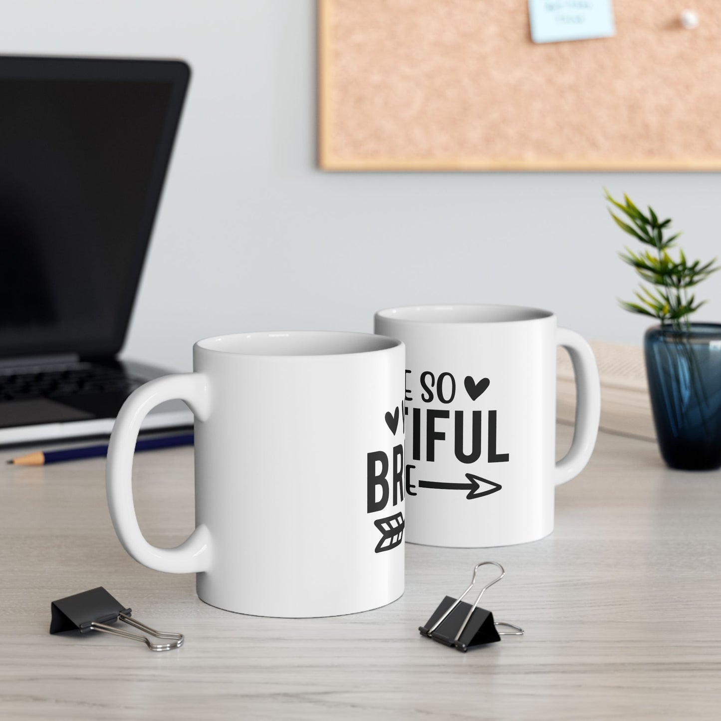 Bedruckte Kaffeetasse – 11oz (330 ml) – „Brewtiful“ – robust & stilvoll
