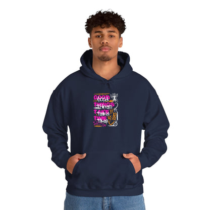 "Good Things" Kapuzenpullover – Moderner Streetwear Look