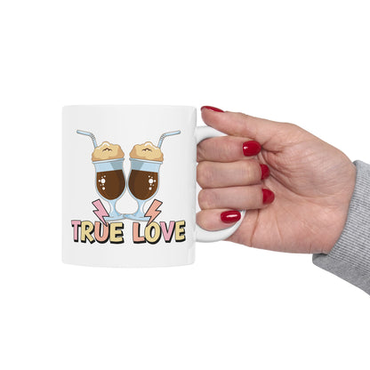 Bedruckte Kaffeetasse – 11oz (330 ml) – „True Love“ – robust & stilvoll