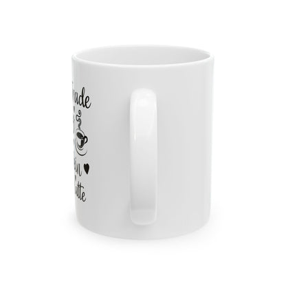 Bedruckte Kaffeetasse – 11oz (330 ml) – „Pumpkin Spice“ – robust & stilvoll